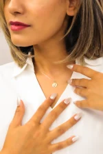 آویز طلا حروف فارسی ” ل “ - تصویر 2