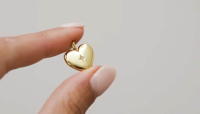 کدام گردنبند نماد عشق است ؟