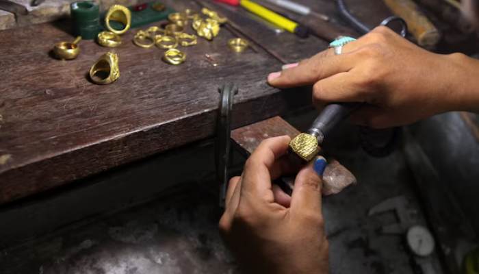 طلای ماشینی یا دست ساز بخریم ؟